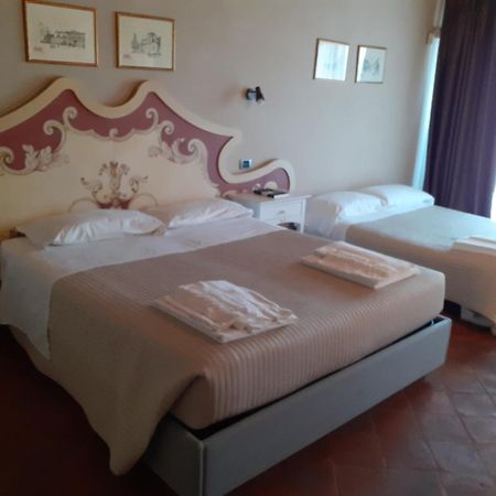 Corte Breda, Agriturismo Bed&Breakfast Chiari Buitenkant foto