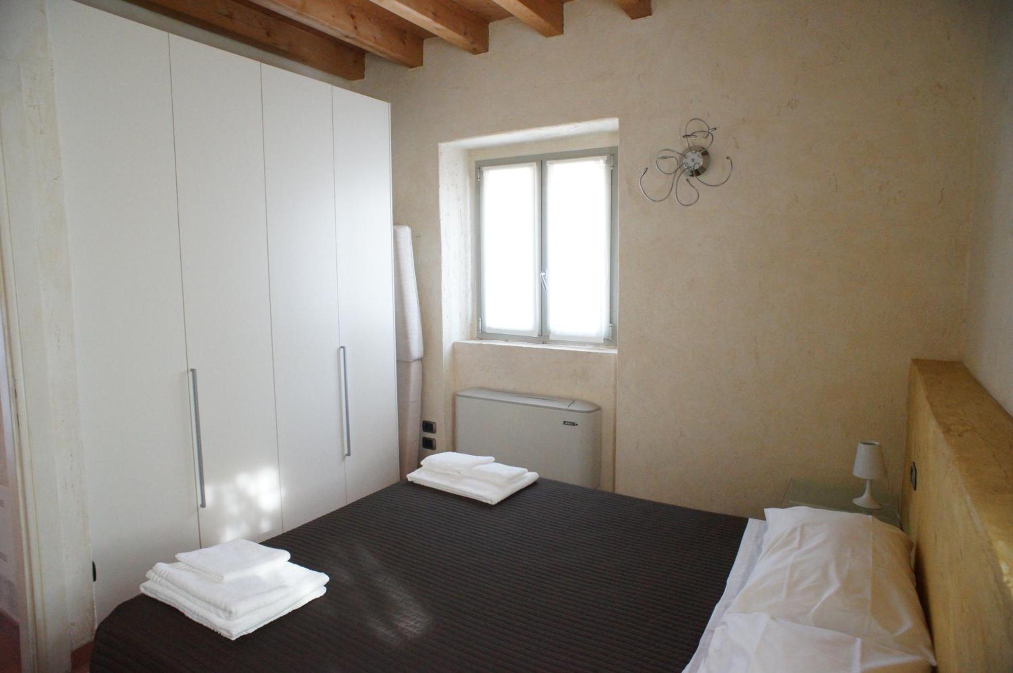 Corte Breda, Agriturismo Bed&Breakfast Chiari Buitenkant foto