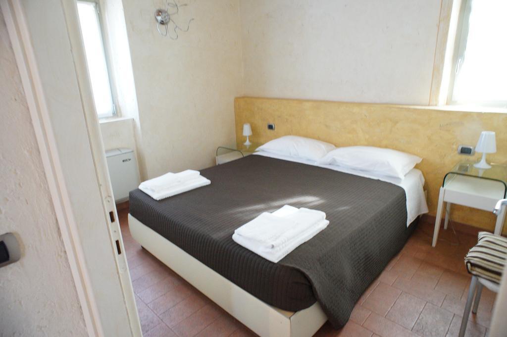 Corte Breda, Agriturismo Bed&Breakfast Chiari Buitenkant foto
