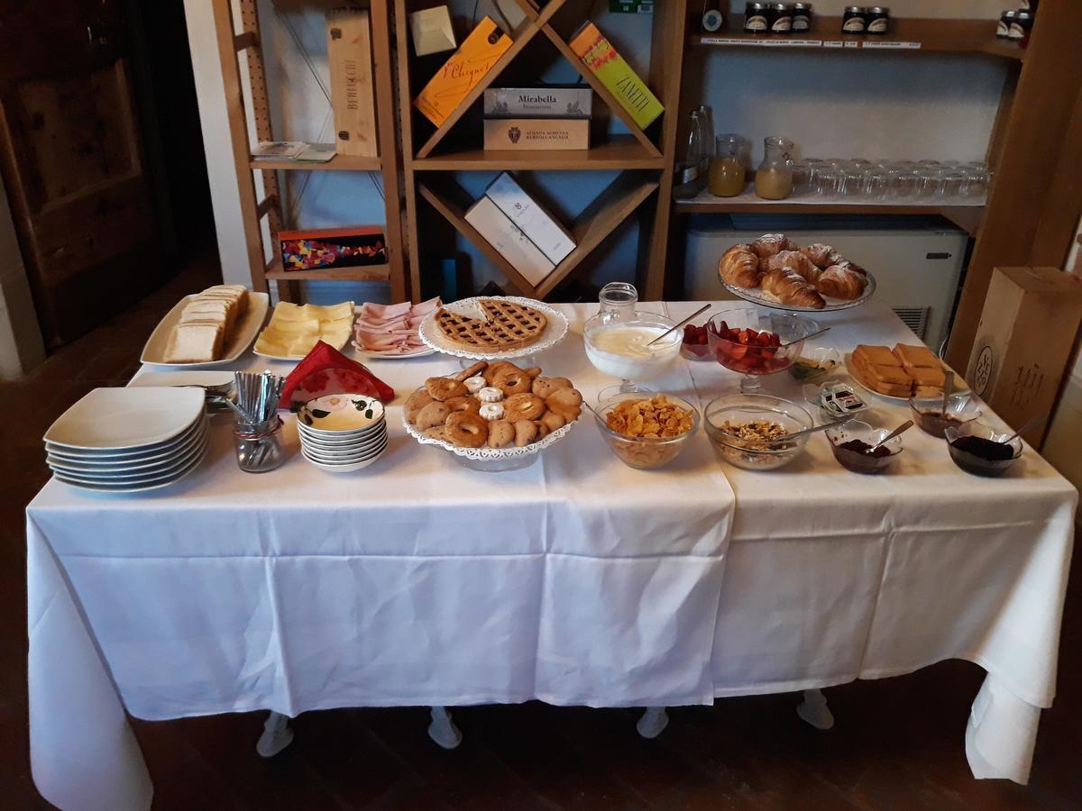 Corte Breda, Agriturismo Bed&Breakfast Chiari Buitenkant foto